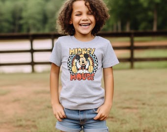 Retro Mickey Mouse Sweatshirt: Vintage Disneyland Tee