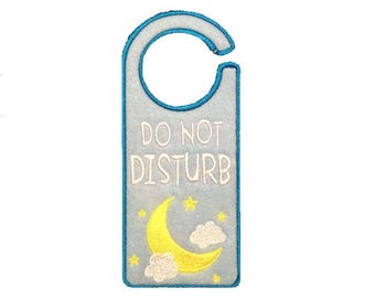 Fancy Felt Door Hanger - "Do Not Disturb"