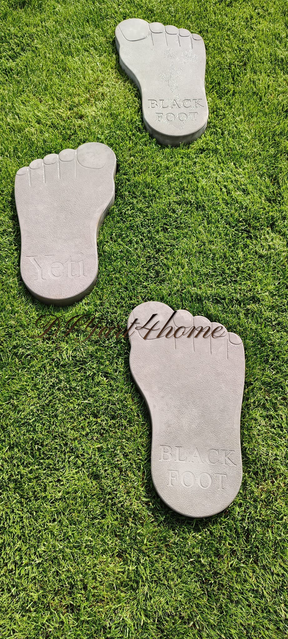 Bigfoot's Footprints SET 2 Plastic Mold for Concrete Paving Slabs