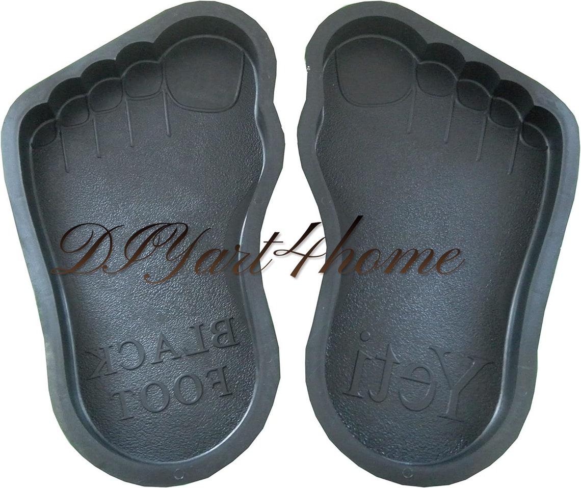 Bigfoot's Footprints SET 2 Plastic Mold for Concrete Paving Slabs