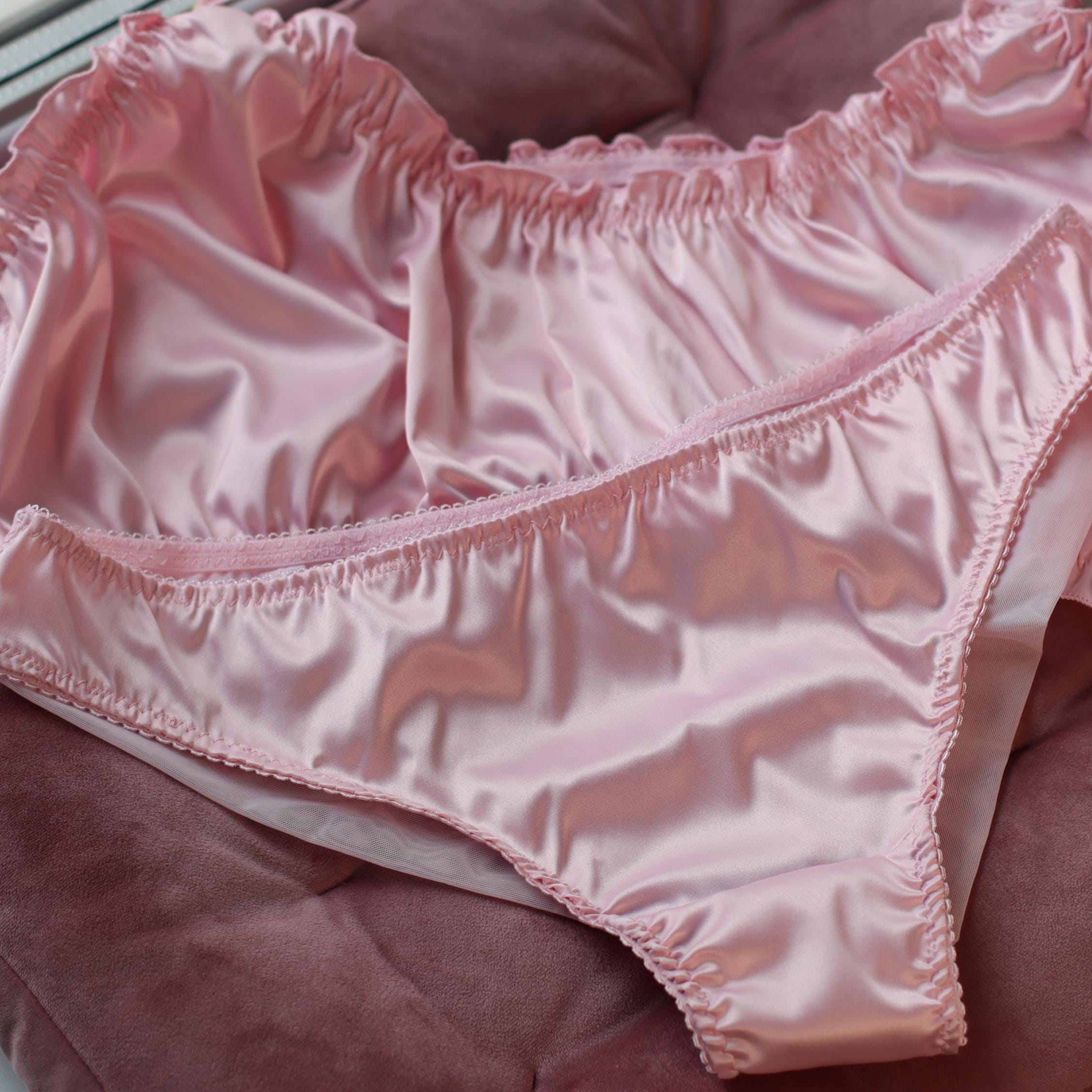 Plus Size High Waisted Garter Belt