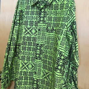 Men Afrocentric Clothin,African Clothing For Women, Men’s Green and Black African Print, Men’s Dress Shirt