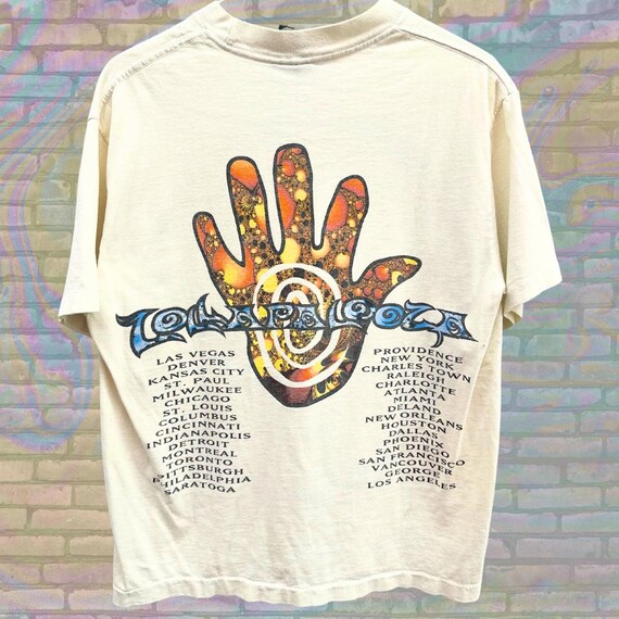 Lollapalooza Tシャツ　1994 Vintage 1994 Lollapalooza T-Shirt – Mills Vintage USA