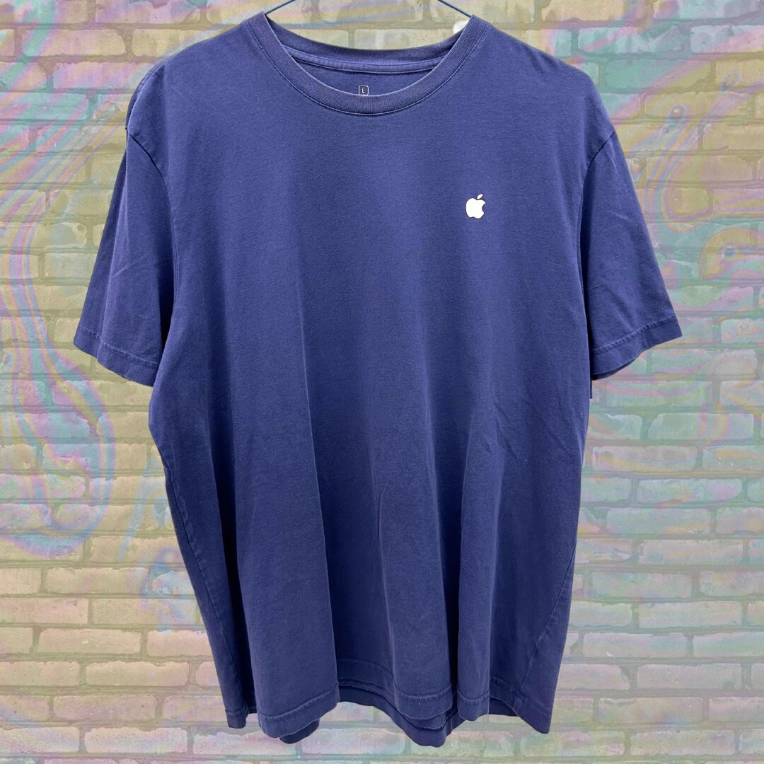 Apple store t shirt online