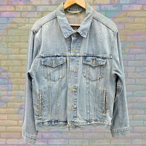 Vintage Levis 80s Distressed Denim Jacket, Classic Jean Jacket, Unisex Retro Denim Coat, Grunge Aesthetic Oversized Jacket