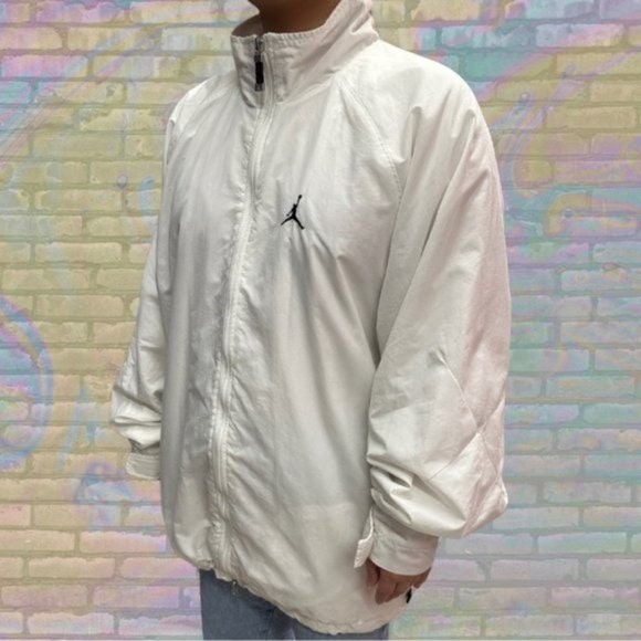 Vintage 90s Nike Air Jordan White Classic Spellout