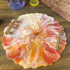 Handmade Resin Vanity Tray with Handles, Perfume Tray, Decorative Serving Tray, Elegant Serving Tray, Geode Manifestation Tray, Jewelry Tray