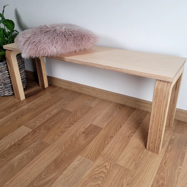 Banc scandinave en contreplaqué, table contemporaine | PERSONNALISABLE