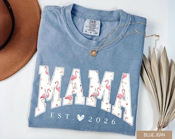 Flamingo Mom Shirt, Mother Days Gifts 2026, New Mom Gift, Aesthetic Gift For Mom, Springtime Mom Tee, Flamingo Lover Gift, Pink Flamingo Tee