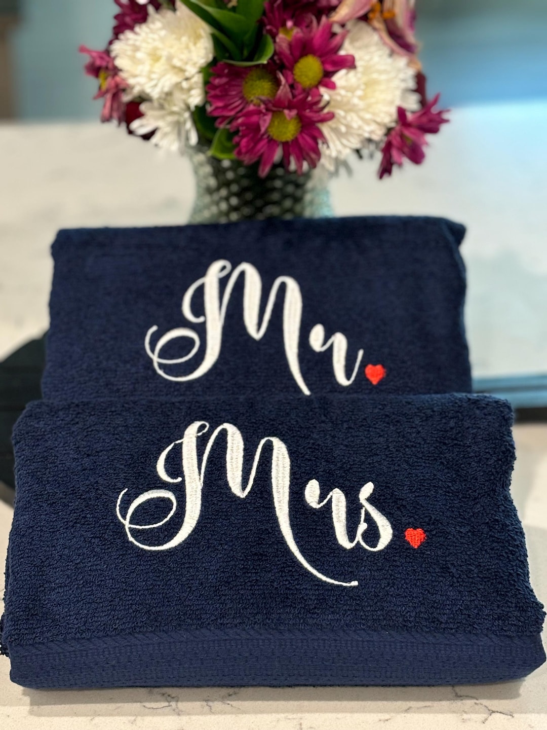 Mr and Mrs Bath Towel Set / Custom Embroidered Towel / Mr and Mrs Towel ...