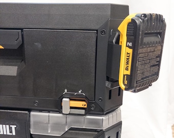 Toughbuilt Stacktech Dewalt 20v Battery Holder - quick disconnect