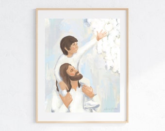Peut inclure: Une peinture représentant un homme avec de longs cheveux bruns et une barbe portant un enfant sur ses épaules. L'enfant tend la main droite vers un objet blanc ressemblant à un nuage. La peinture est réalisée dans un style doux et pastel avec un fond bleu clair.