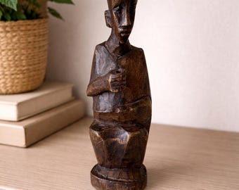 Vintage afrikanische handgeschnitzte Holzskulptur