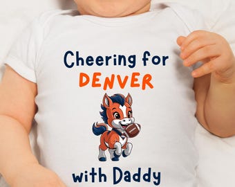 Body pour bébé personnalisé Denver Football Gear regarder le football du dimanche Denver Sports Vêtements pour bébés Baby Shower Cadeau pour fan de sport Premier hayon