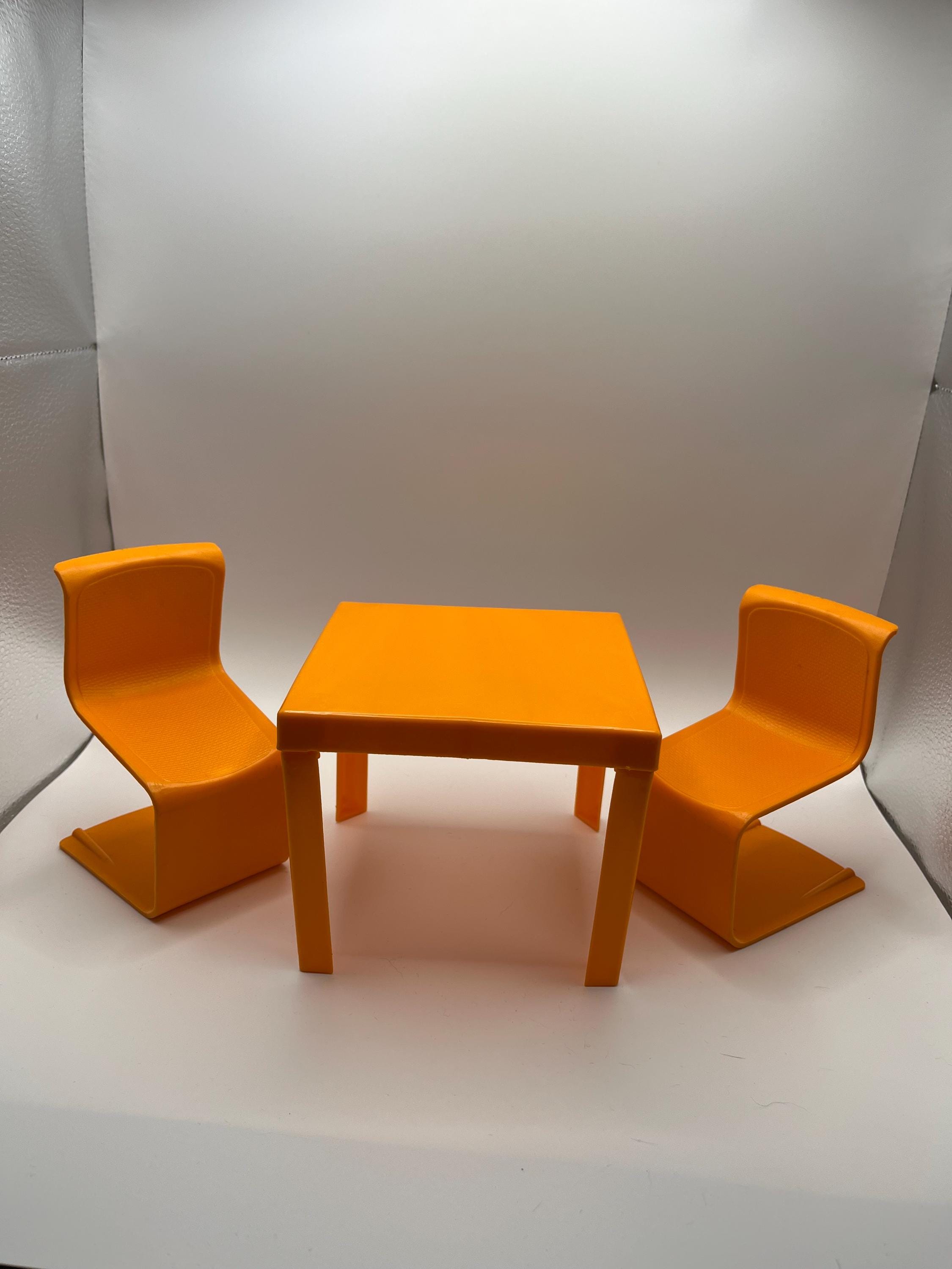 スペースエイジ　オーバルテーブル　ミッドセンチュリー　ポストモダン スペースエイジ オーバルテーブル ミッドセンチュリー ポストモダン