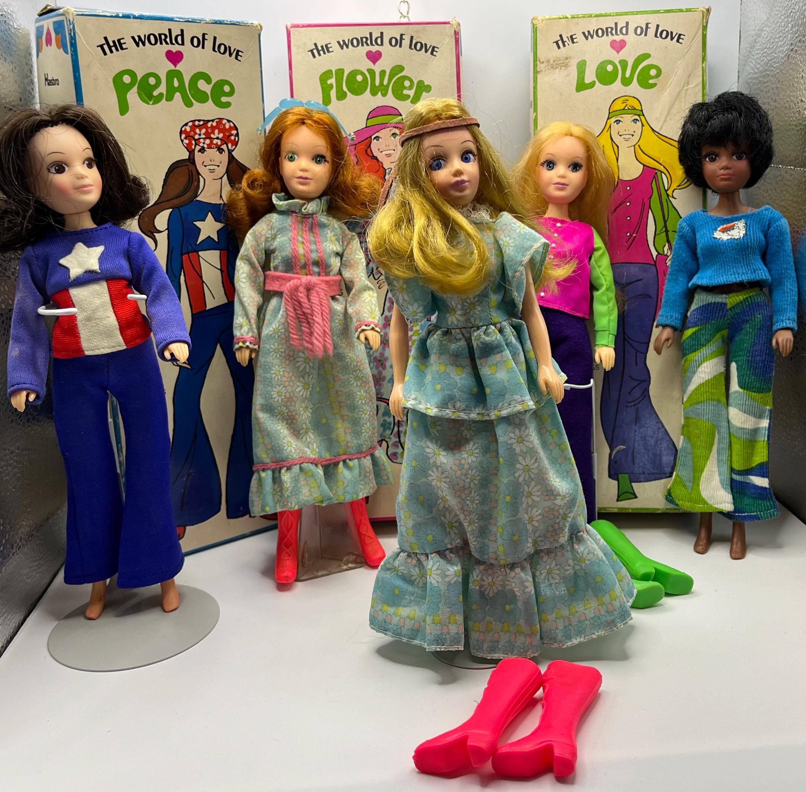 洋書 FOR THE LOVE DOLLS Hasbro the World of Love Dolls 1970 - Etsy