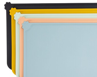 Silicone Pet Mats, Silicone Dog Mats, Feeding Mats, Slow feed bowl for dogs & cats,  Modern Dog Mats, Gift for Dog Mom,