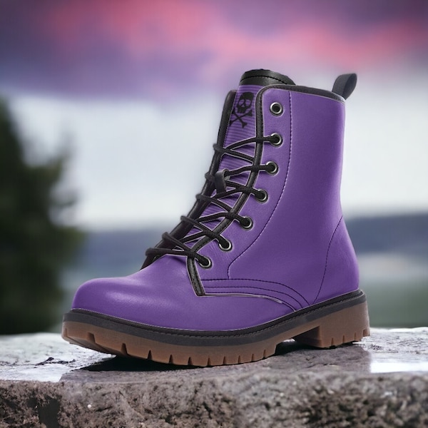 Classique violet / gothique, punk, bottes de combat en cuir végétalien léger décontracté unisexe : pour femmes, hommes et adolescents chaussures personnalisées
