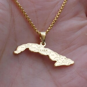 Cuba Map Necklace, Cuban Heritage Jewelry, Island Outline Pendant, Cuban Pride Gift, Latin Heritage Necklace, Christmas Holiday Gift zdjęcie 2