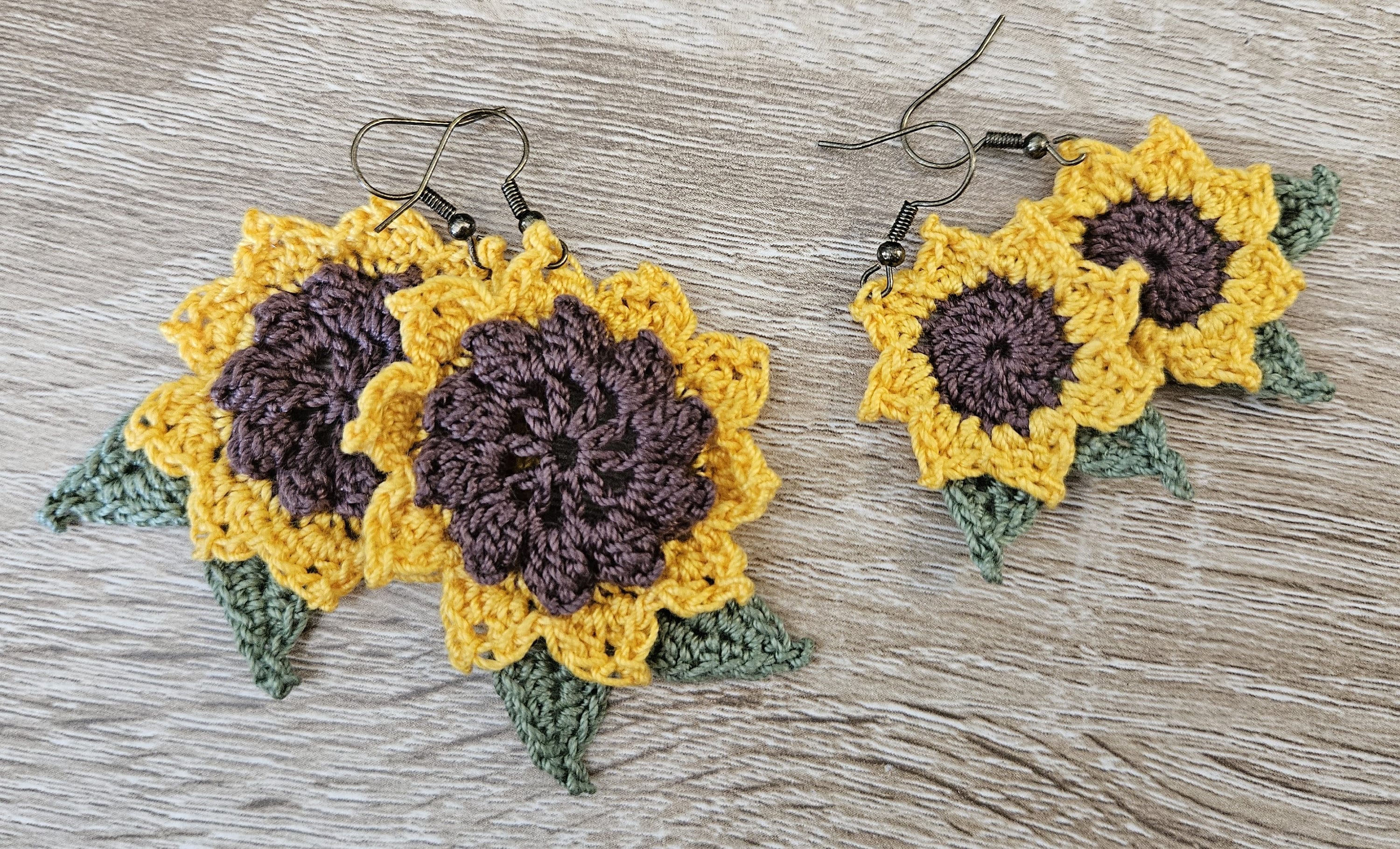 38 Crochet Jewellery Patterns with Brooches, Earrings, Bracelets 29 Crochet Sunflower Earrings Pattern Only