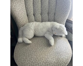 1989 Avanti Applause Jockline  Lying White  Cat Plush 27" Glass Eyes 1222/6000