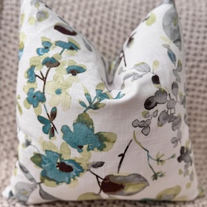 Floral Vine Pillow Cover in Blue & Green