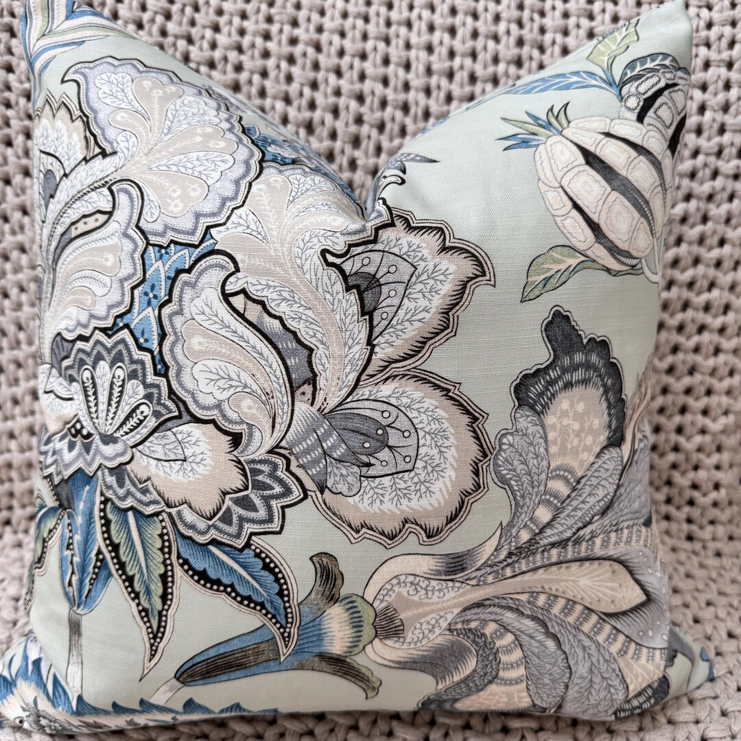 Aperturee Green Silver Diamond Floral Pillow Cover Backdrop