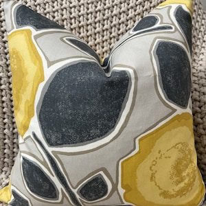 Modern Botanical Print Pillow Cover