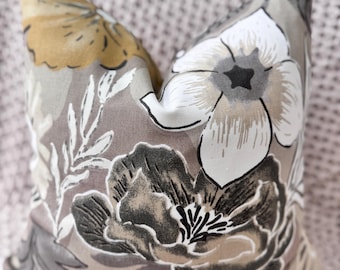 Large Scale Floral in Neutrals Pillow Cover