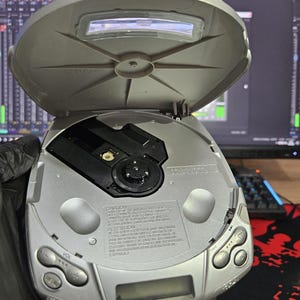 ソニー D-FS601 S2 スポーツポータブルウォークマン CDプレーヤー 天気