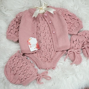 Newborn Girl Coming Home Outfit | Baby Girl Coming Home Outfit | Baby Girl Hospital Outfit | Baby Girl Shower Gift | Knit Baby Clothes