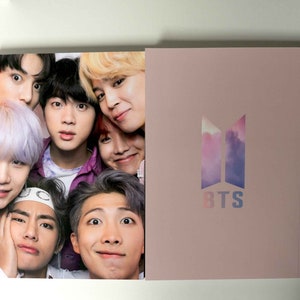 BTS Box (Fotobuch, Polaroids, Fotokarten, Schlüsselanhänger, Pin, Magnet)