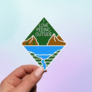 Me encanta orinar afuera pegatina / pegatina de excursionista / pegatina de aventurero / pegatina divertida / pegatina de botella de agua / pegatina de computadora portátil / pegatina del planificador