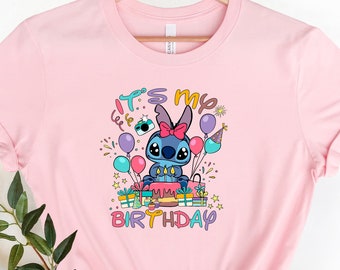 「It's My Birthday」Tシャツ、スティッチシャツ、ディズニーバースデーシャツ、スティッチパーティーシャツ、幼児用ディズニーシャツ、ディズニーバースデースクワッドシャツ。