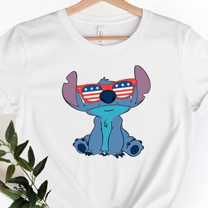 Camiseta de Stitch, Camiseta de Disney del 4 de julio, Camiseta de vacaciones de Disney del 4 de julio, Camiseta de Stitch del 4 de julio, Camiseta patriótica de Disney, 4 de julio.