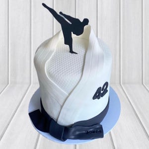 Cake Topper, Karate Cake Topper, Taekwondo Cake Topper, Martial Arts Cake Topper, Cardstock Topper