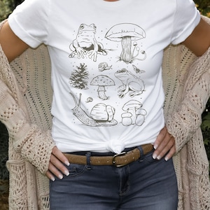Cottagecore Clothing, Goblincore Shirt, Dark Academia Clothing, Womens Indie Clothing, Fairycore Grunge Magic Mushrooms Shirt