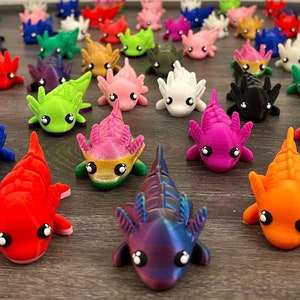 Baby Axolotl Fidget Toy, Articulated Baby Axolotl Gift, Sensory Desk Toy, ASMR, Stocking Stuffer