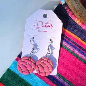 Concha earrings, concha polymer clay, Mexican sweet bread earrings, Latino-inspired, pan dulce earrings, Fiesta, Hispanic heritage jewelry