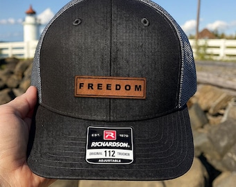 Gorra Freedom Richardson 112, Gorra Freedom, Justicia para Él, Gorra Trucker USA Pride, Accesorios Políticos, Gorra Activista, Gorra Patriótica Estadounidense