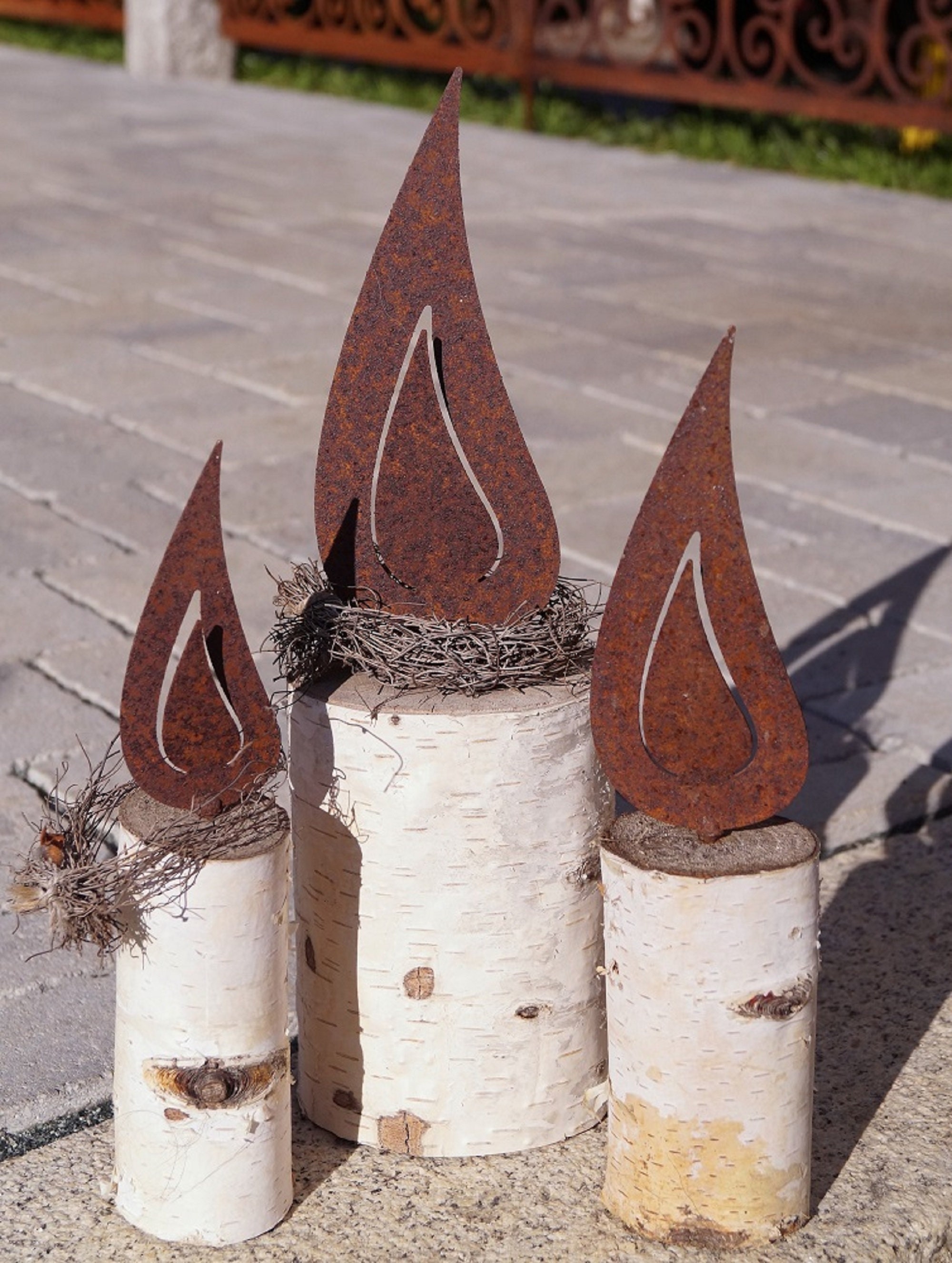 Edelrost-Flamme Für Baumstamm-Kerzen – 16 Cm Hoch, Mit Erdspieß
