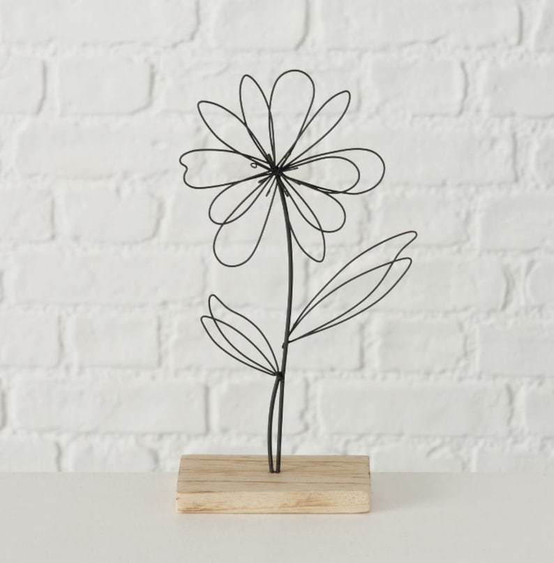 Drahtblume schwarz klein auf Holzsockel Bild 1