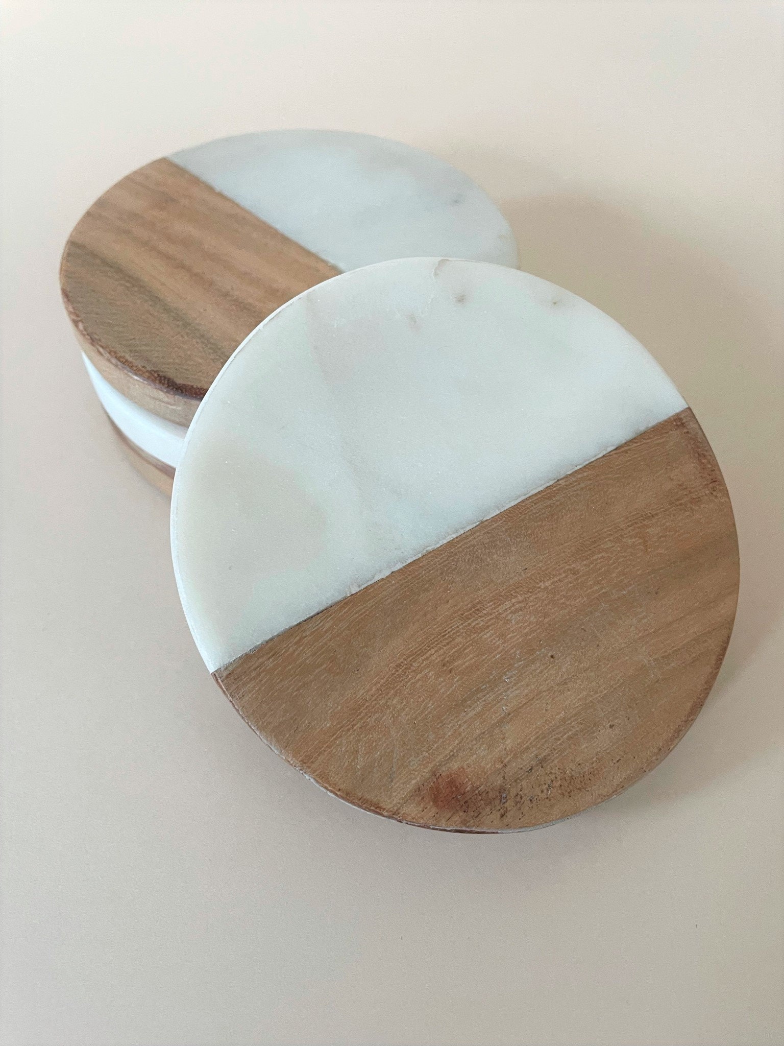 White Marble Wood Coasters for Drinks Set of 4-round Coaster Set for Coffee  Bar & Kitchen-tabletop Protection With Holder-housewarming Gift 