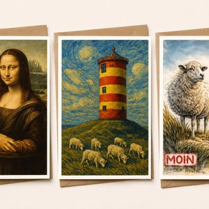 Könnte beinhalten: Drei Grußkarten mit künstlerischen Illustrationen. Die erste zeigt die Mona Lisa mit einem rot-gelb gestreiften Leuchtturm und Schafen. Die zweite zeigt einen Leuchtturm in einem wirbelnden Himmel mit Schafen. Die dritte zeigt ein Schaf mit dem Text MOIN.