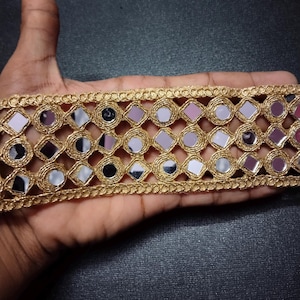 Excellent  Gold Scalloped Cutwork Mirror Trim, Borde Espejo, Indian Lace Trim, Border for Waist Belt, Chokers, DIY Sewing, Decoration