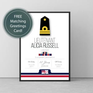 Gepersonaliseerde Royal Navy Officer Retirement Gift Print met medailles en servicenummer.