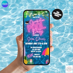 Peut inclure: Un smartphone affiche une invitation à une fête de remise de diplôme à la piscine. Le design présente un texte rose néon sur un fond d'eau bleu, avec un chapeau de remise de diplôme, des feuilles de palmier et un parapluie coloré. L'invitation comprend les détails de la date, de l'heure et du lieu.