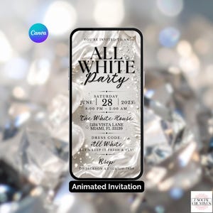Può includere: Un invito digitale per un All White Party, visualizzato su uno smartphone. Il design presenta un elegante testo bianco su sfondo argentato, con i dettagli dell'evento tra cui data, ora e codice di abbigliamento. I loghi Canva e 7 Social Creatives sono visibili.