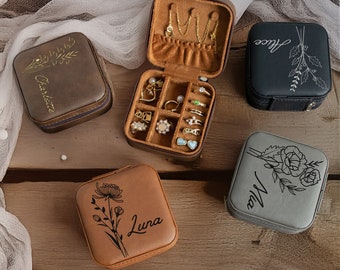 Personalized Name Jewelry Box for Bridesmaids, Personalized Travel Jewelry Box, Birth Month Flower Jewelry Case, Bridal Party Proposal Gift
