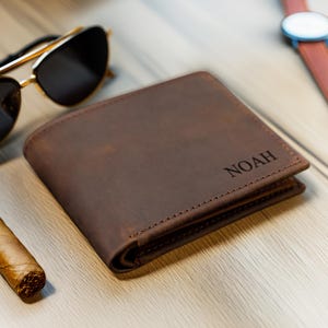 Cartera de cuero personalizada con RFID, cartera de cuero genuino grabada, regalo de aniversario para él, hombre, padre, esposo, novio